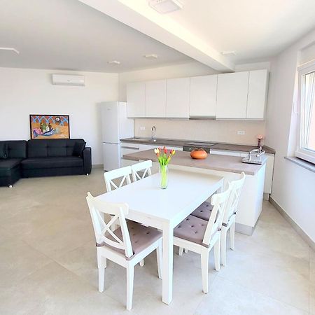 Villa Ilenia Murter Quarto foto